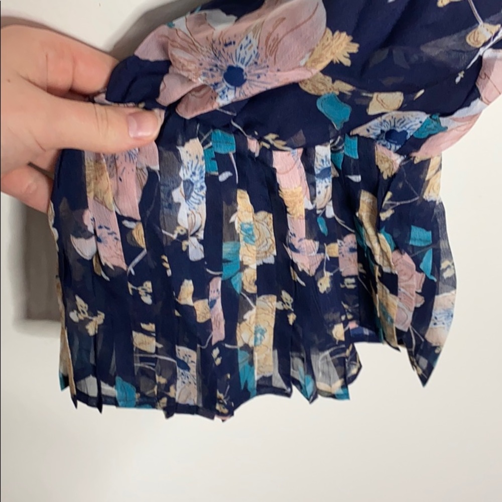 Foxiedox Brylee cold shoulder floral mini dress size L - Picture 8 of 16